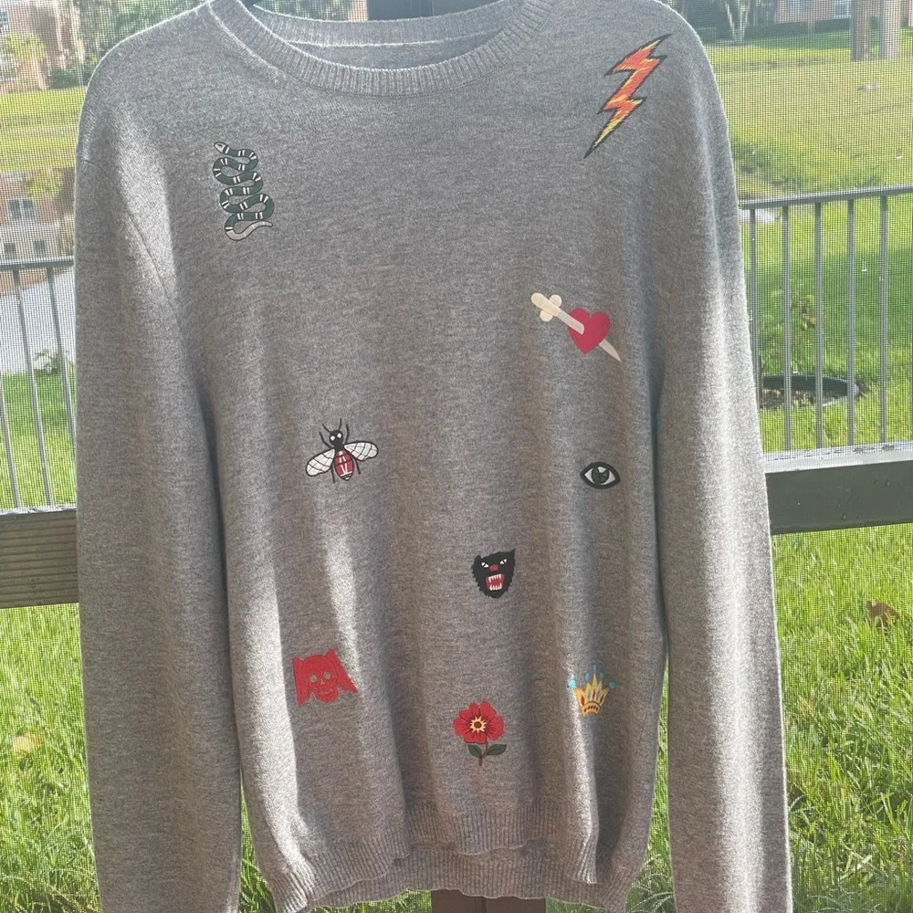 Gray Crewneck Sweater with Embroidered Patch Accents